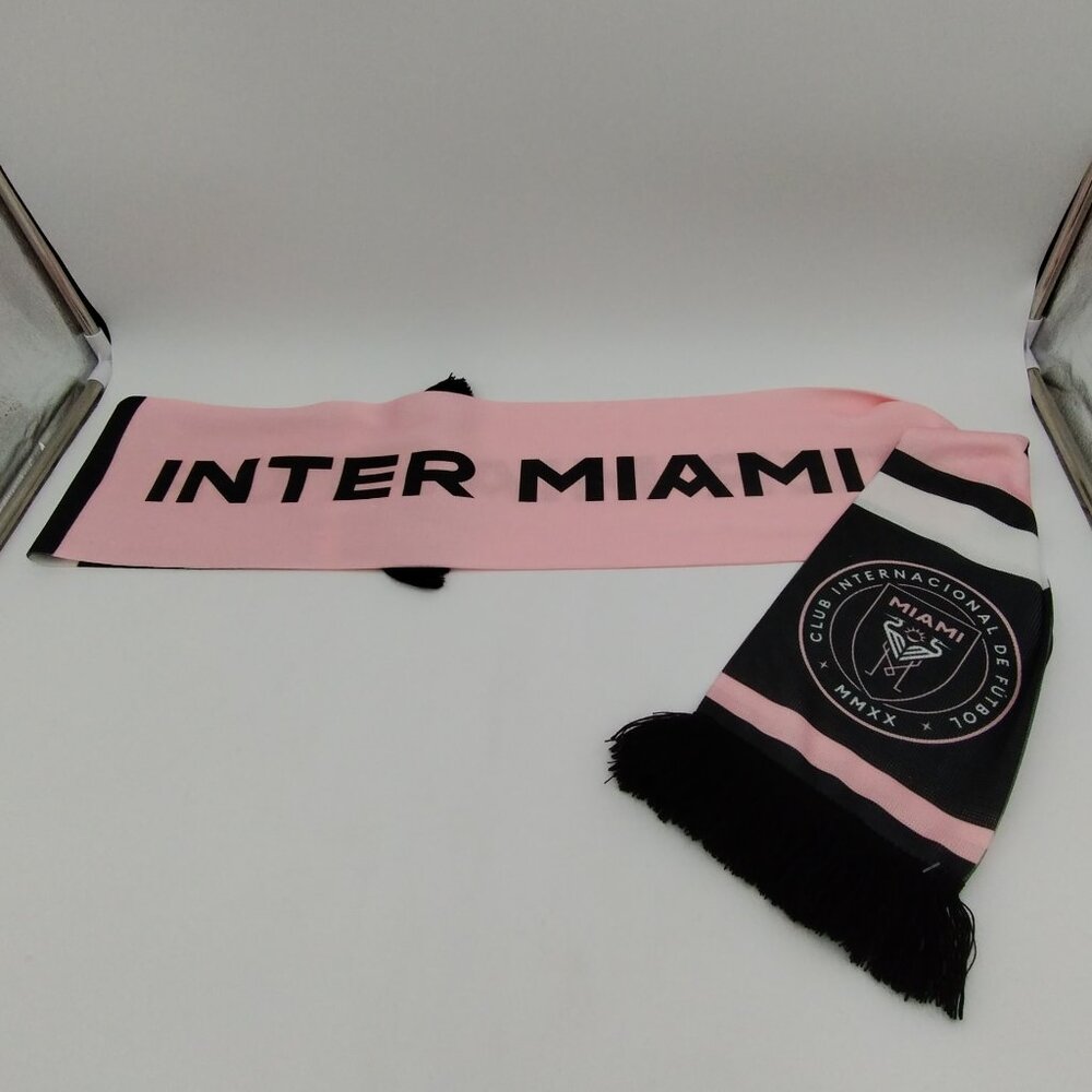 Inter Miami CF Ruffneck Scarf NWT